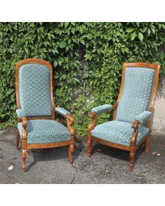 Zwei Biedermeier Fauteuils um 1830 gefertigt