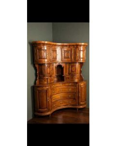 Eck-Buffet Louis XVI um 1760 gefertigt