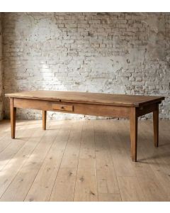 Gigatischer Esstisch aus Kirschbaumholz um 1820