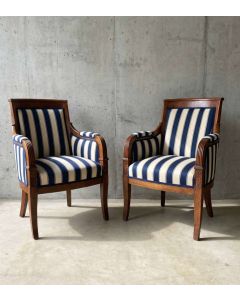 Ein Paar Bergéren um 1820