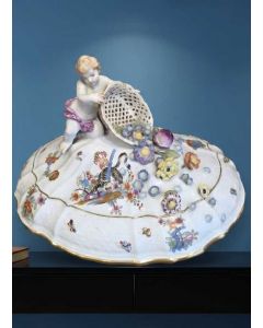 Meissendeckel einer Terrine um 1750