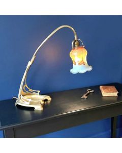 Jugendstil Tischlampe um 1900 gefertigt