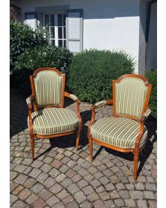 Ein Paar Louis XVI Fauteuils um 1780