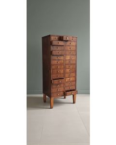 Layette aus der Biedermeierzeit um 1820  in Nussbaumholz