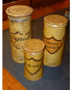 Seltene Apothekergefässe Holz um 1800