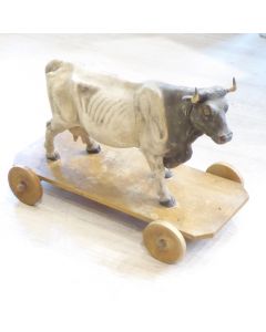 Spielzeug Kuh Pappmaché um 1900