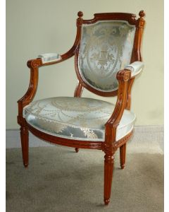 Exklusive Berner Louis XVI Fauteuils um 1780