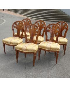Komfortable Louis XVI Stühle um 1780 gefertigt