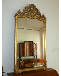 Prächtiger Spiegel nach Johann Friedrich Funk, Holz geschnitzt und vergoldet