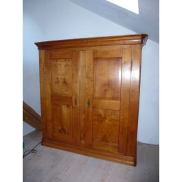 Kirschbaum Schrank um 1830